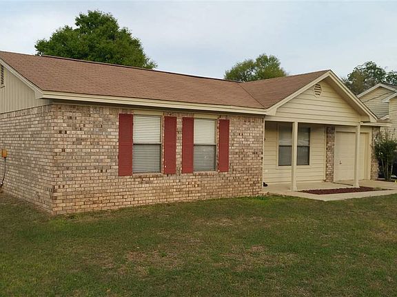 3rd image of 2274 White Pines Dr