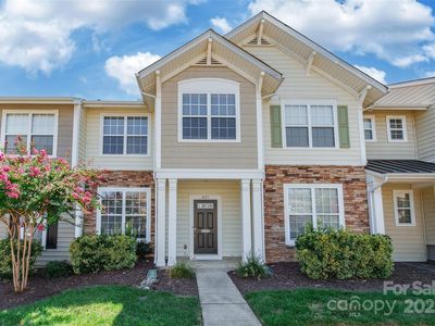 827 Gentlewinds Ct, Fort Mill, SC, 29708