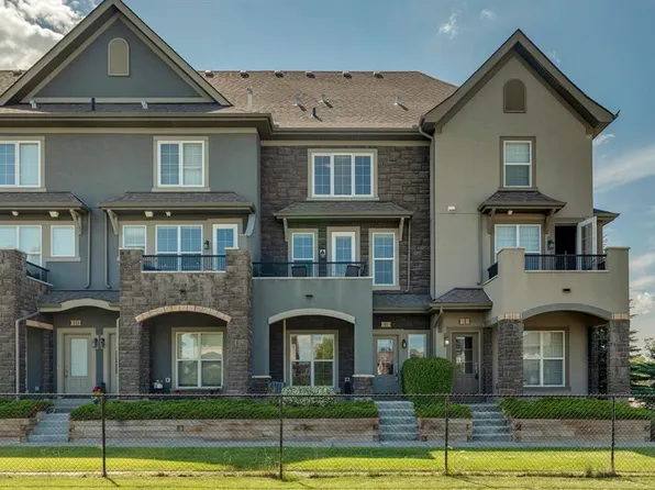 6 E Quarry Ln SE, Calgary, AB T2C 5N4