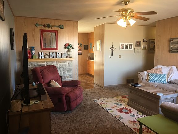 3rd image of 1 Prairie Dr