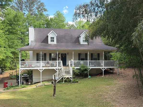 62 Lenox Dr, Hiram, GA 30141