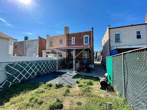 3rd image of 11727 141st St