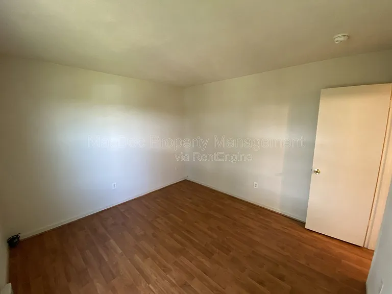 624 Highview Ct — Photo 13