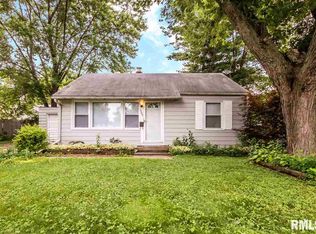 1006 E Tripp Ave, Peoria, IL