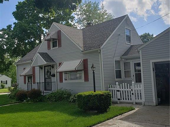 2nd image of 2604 8th St