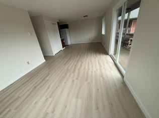 810 S Holladay Dr #24, Seaside, OR 97138