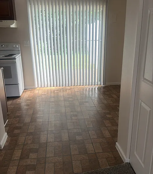 1866 S Breiel Blvd #1866 — Photo 4