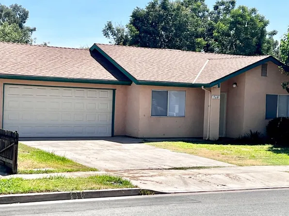 960 N A St, Tulare, CA 93274