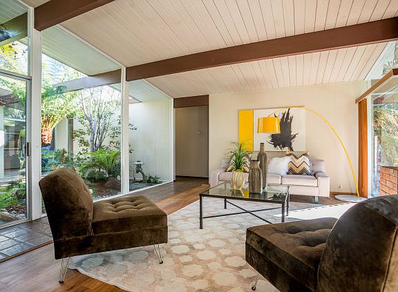5th image of 760 Dartshire Way