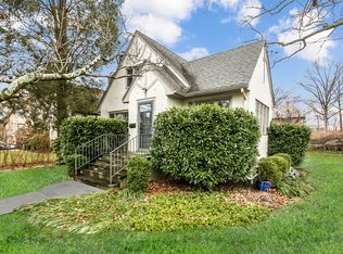 459 Carol Pl, Pelham, NY 10803