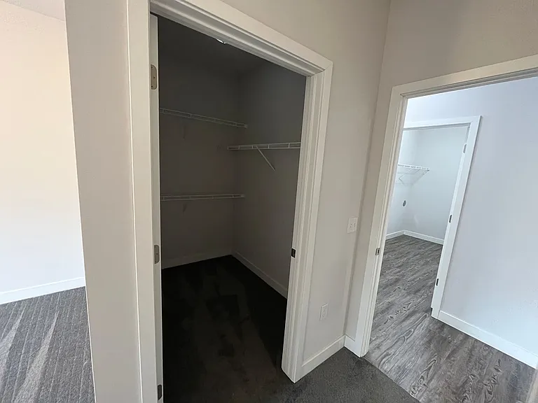 Cottage Grove Commons: Gaston — Photo 111