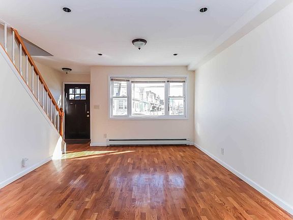 5th image of 10320 217th Ln