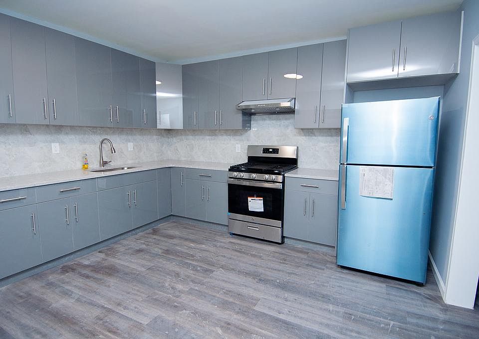 1st image of 308 Broad St Floor 2