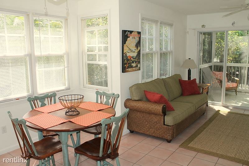 Wind Swept - KWGC - dining-living