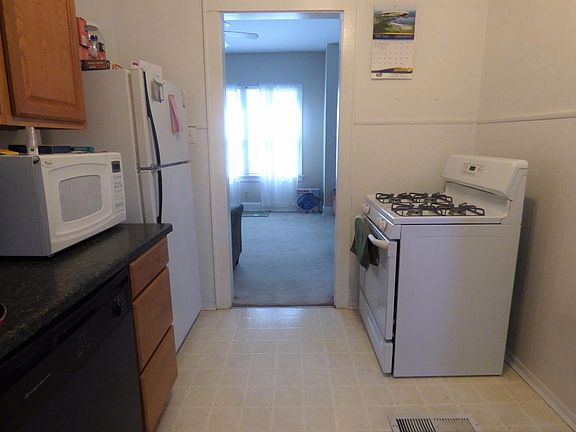 5th image of 5241 Fenwick Ave