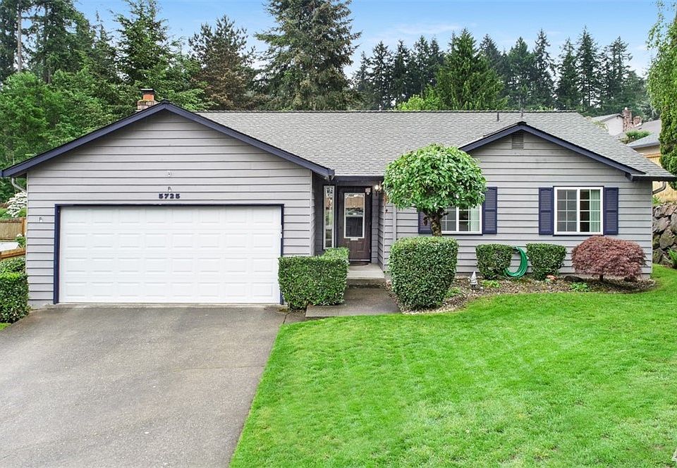 Fantastic 3 Bed, 2 Bath, 1,410 Sq Ft Rambler on a Nicely Landscaped 7,840 Sq Ft Lot with Wonderful Territorial and Cascade Mountain Views.