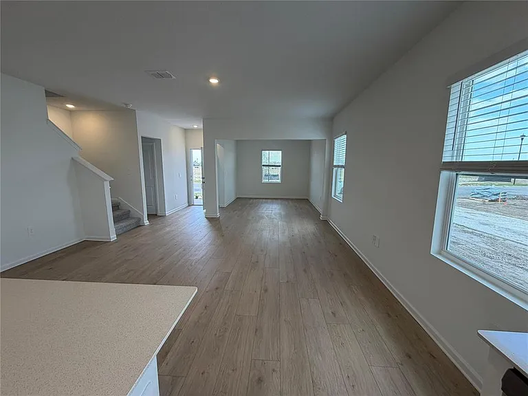 5151 Loyalty Dr — Photo 2