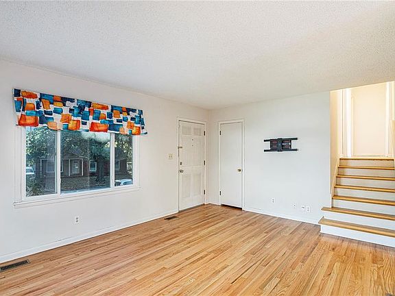 3rd image of 8420 N Virginia Ave