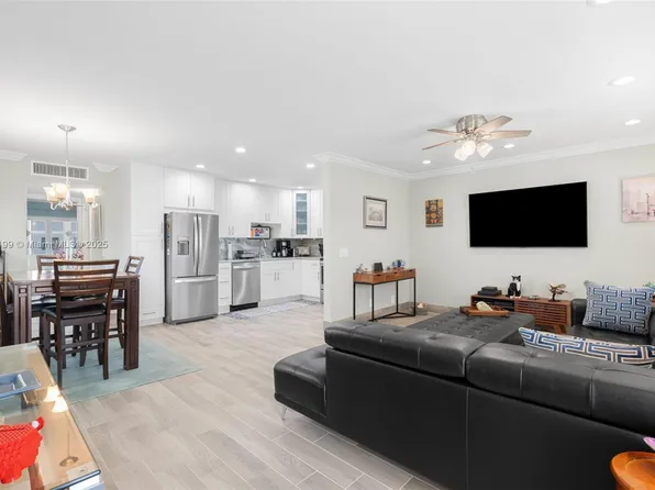 864 Normandy Trl #R, Delray Beach, FL 33484