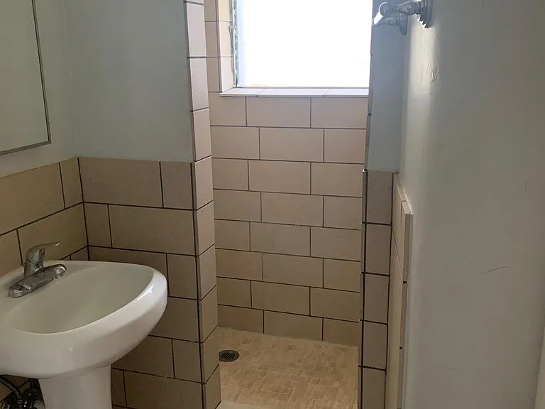 1821 Lipeepee St #302 — Photo 12
