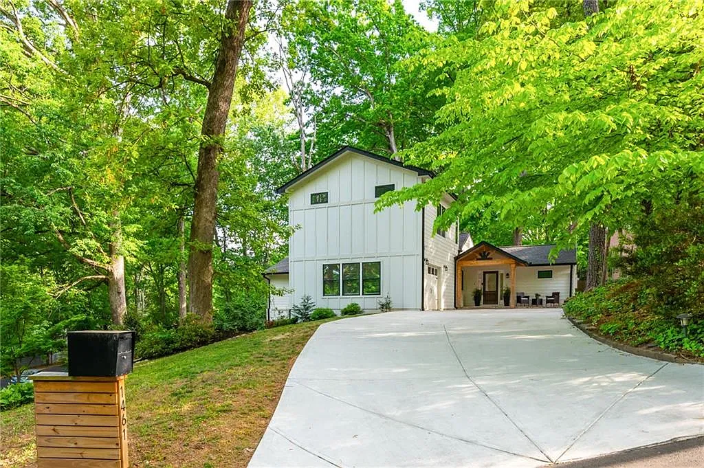 4 bed, 4.5 bath, 2994 sqft, $5,000 — Photo 1