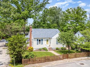 100 Chestnut Ln, Glen Burnie, MD 21061