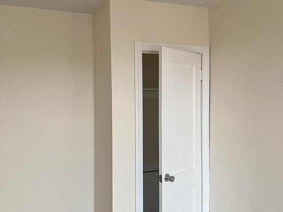 2nd image of 4549 Bleigh Ave