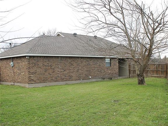 2nd image of 524 E Jay Ct