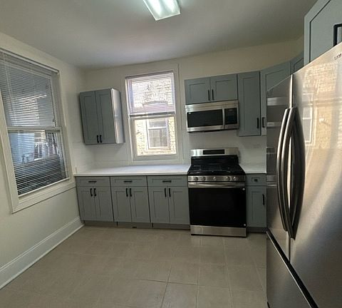 5th image of 3438 W Potomac Ave APT 2