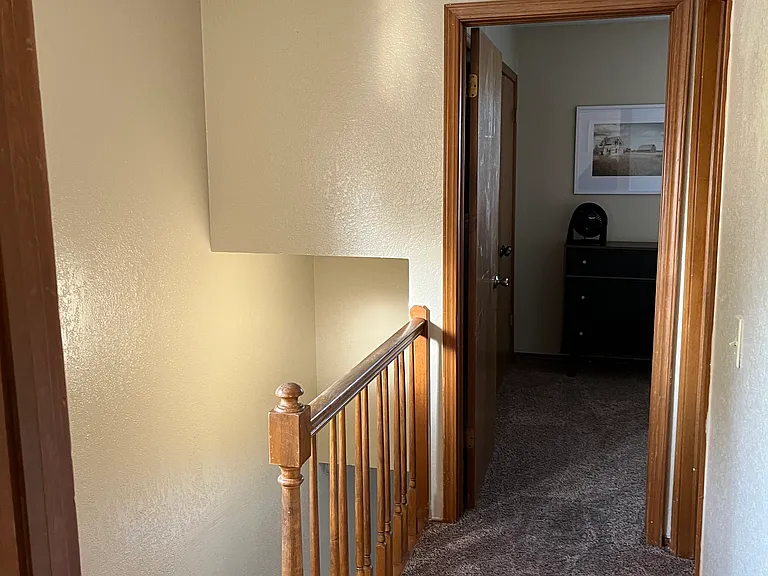 900 E Peachtree Ter — Photo 17
