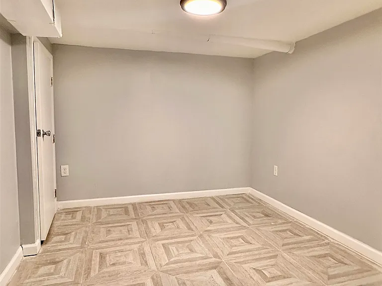 285 Grant Ave #1 — Photo 26