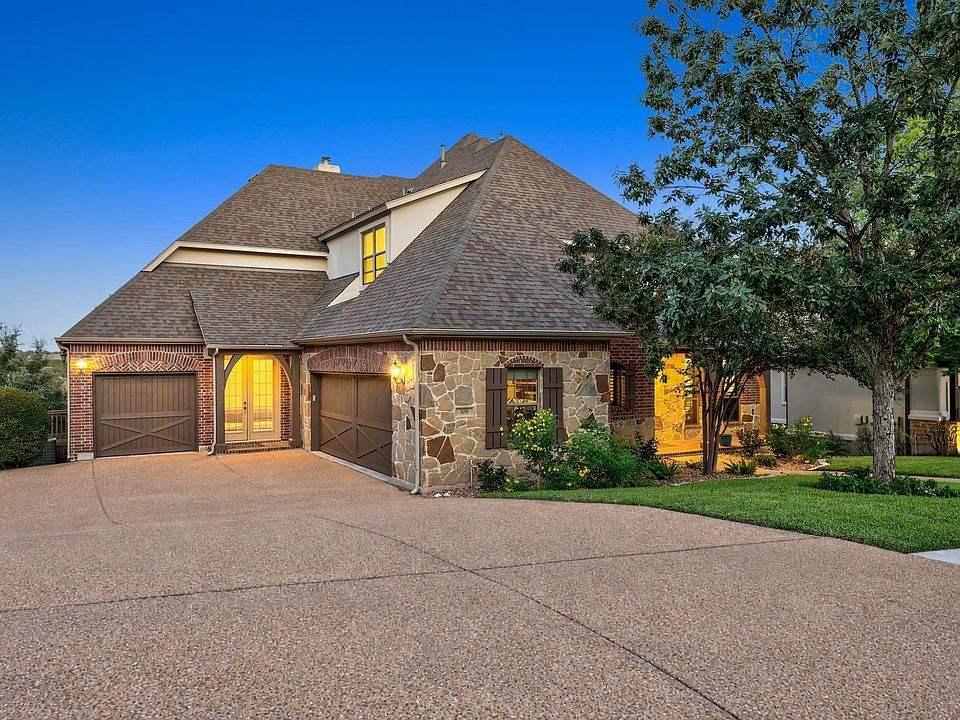 1st image of 309 Santaluz Ln