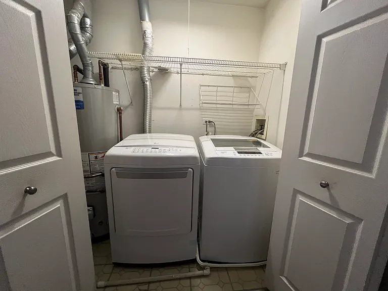 3160 Cambria Ct #3160 — Photo 11