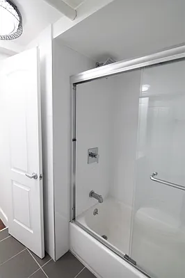 Rented by Best Apartments North Inc | media 68