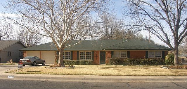 1st image of 1700 Cimmaron Dr