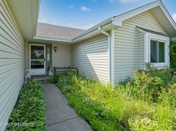 267 Westbrook Cir, Naperville, IL 60565