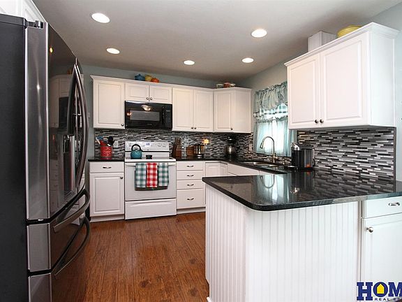 5th image of 8540 Sandalwood Dr