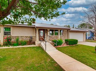 1107 NW 3rd St, Andrews, TX 79714