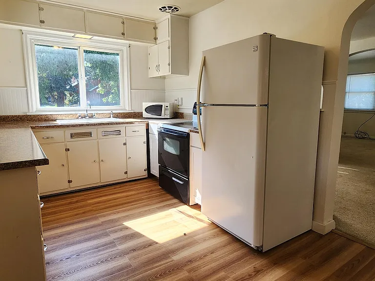 1212 S Willson Ave #1 — Photo 2