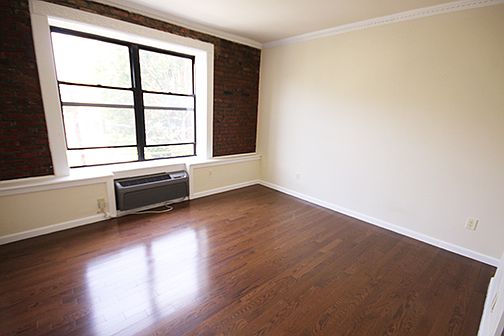 4th image of 14 Park St APT 32