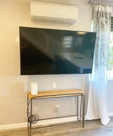 Flat screen TV