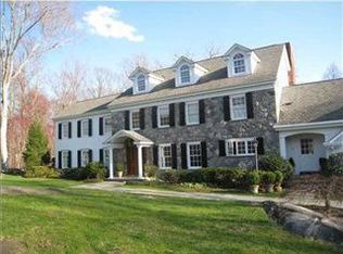 59 Husted Ln, Greenwich, CT 06830