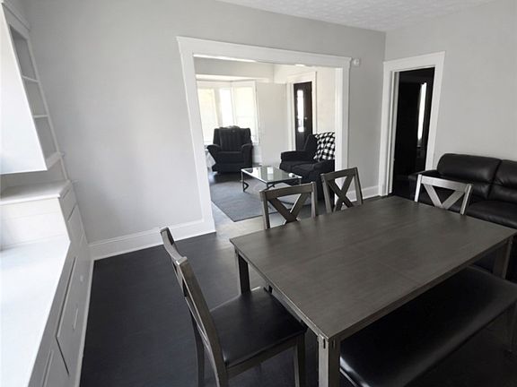 2nd image of 892 Paxton Rd