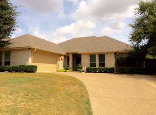 10230 Trail Ridge Dr., Benbrook, TX 76126