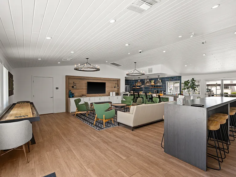Delta Pines Apartments — Photo 11
