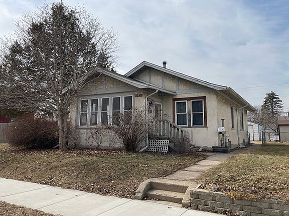 2nd image of 624 5th Ave S
