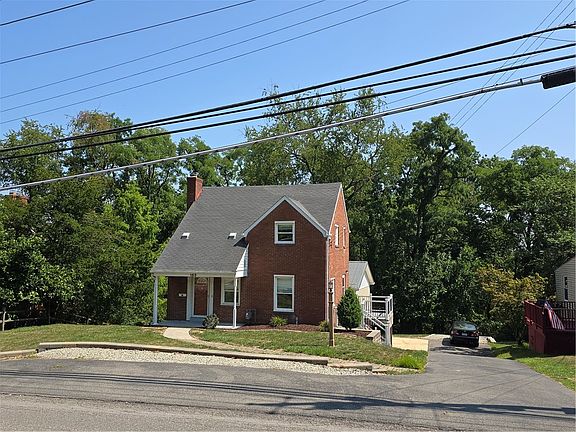 4th image of 163 Meadowbrook Dr