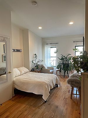1st image of 113 Mulberry St #7S