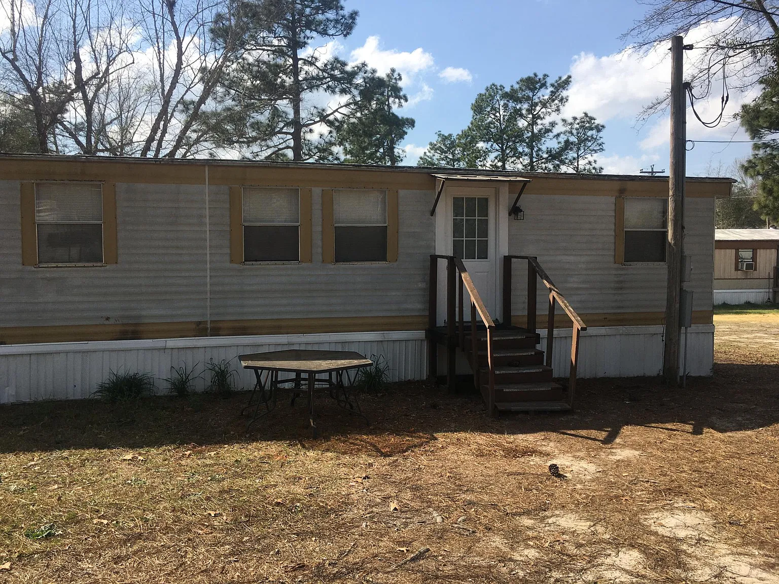 2 bed, 1200 sqft, $800 — Photo 1