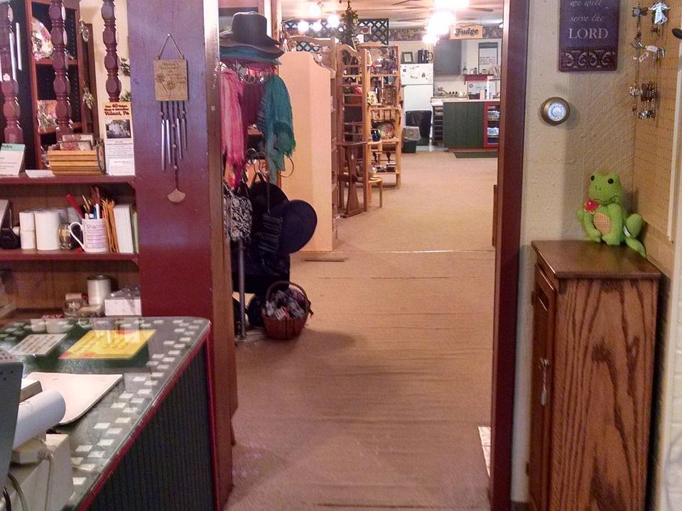 2nd image of 675 Main St